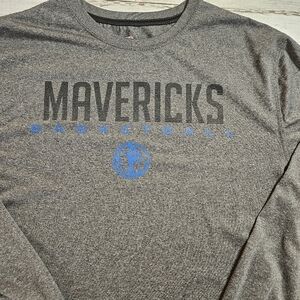 Mavericks NBA Long Sleeve Tee Size Large